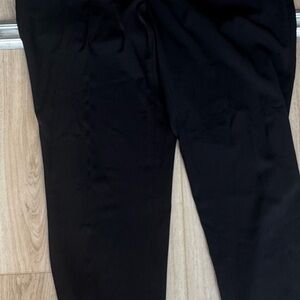 T Tahari Women's Black Straight Leg Pants